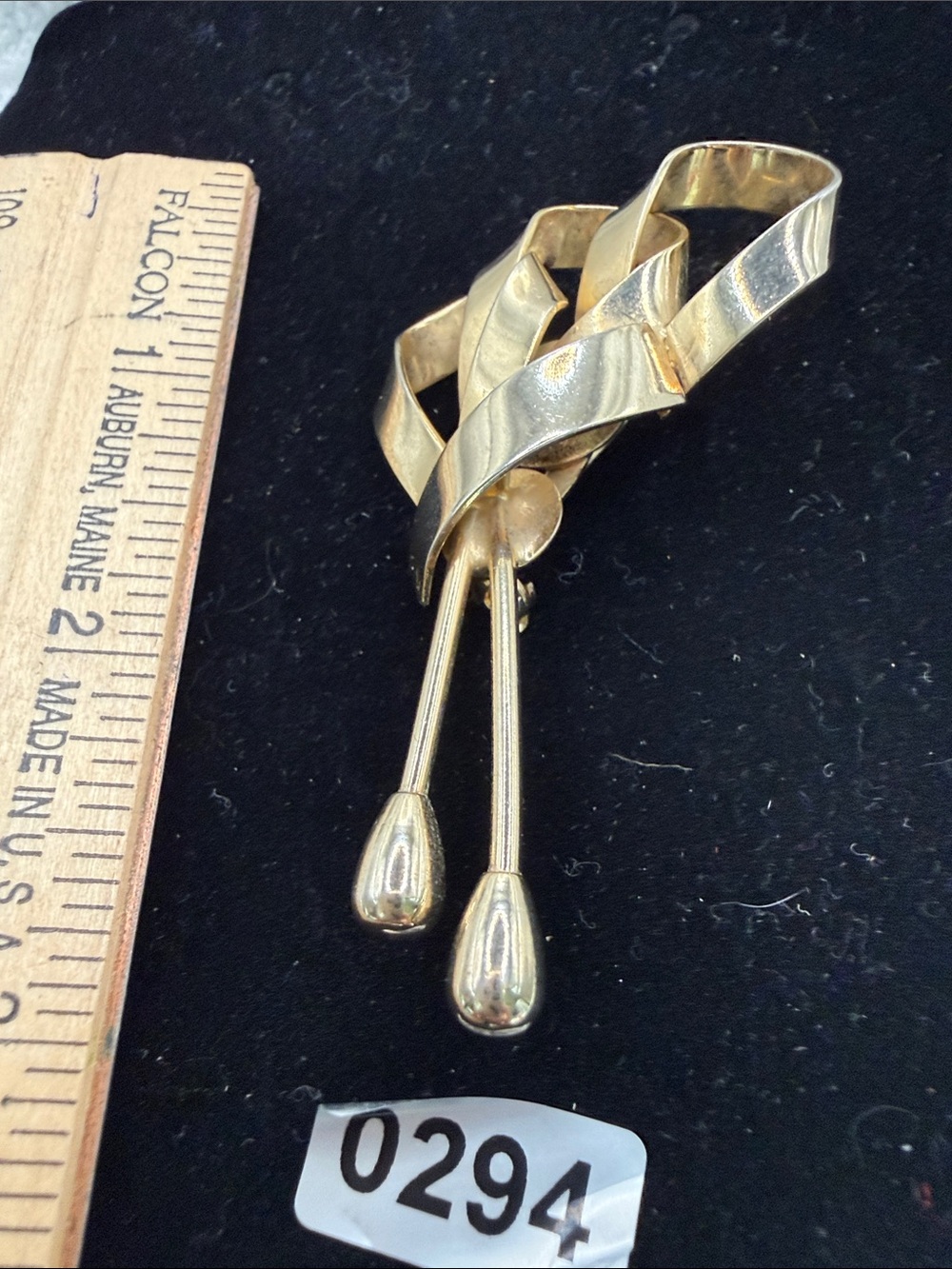 3” Gold-tone Ribbon Drop Brooch